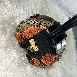 COPY - Beautiful colorful Shape box purse